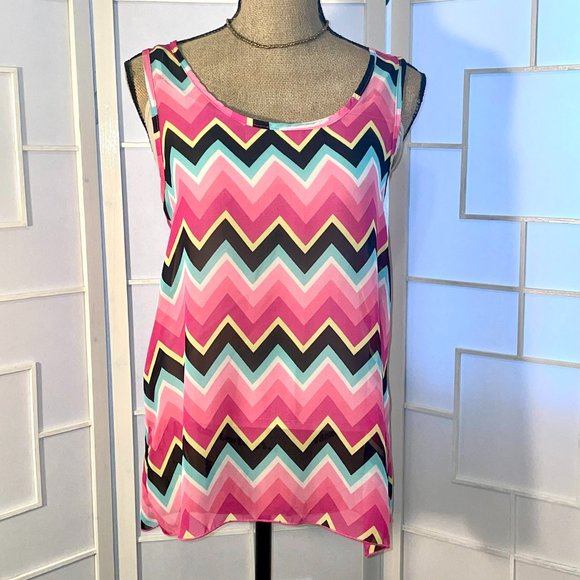 Lilypad Back Bow Semi-Sheer Tank - Picture 3 of 14